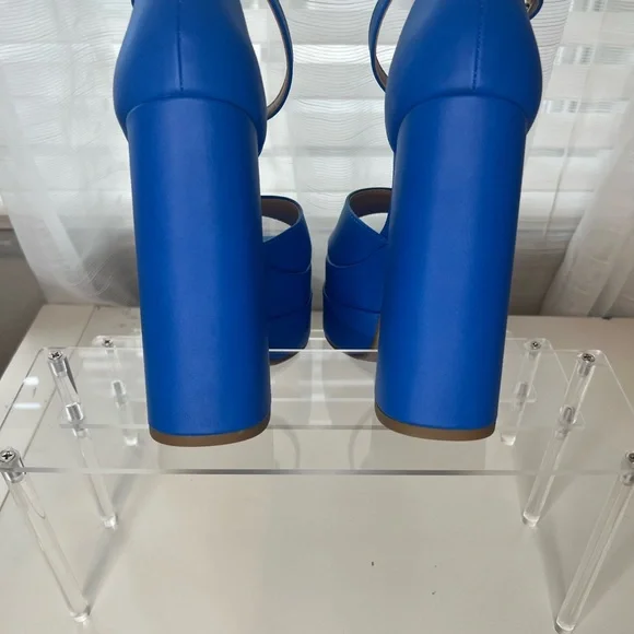 Soda Blue Platform Sandals – Women’s Size 6 - Picture 7 of 10